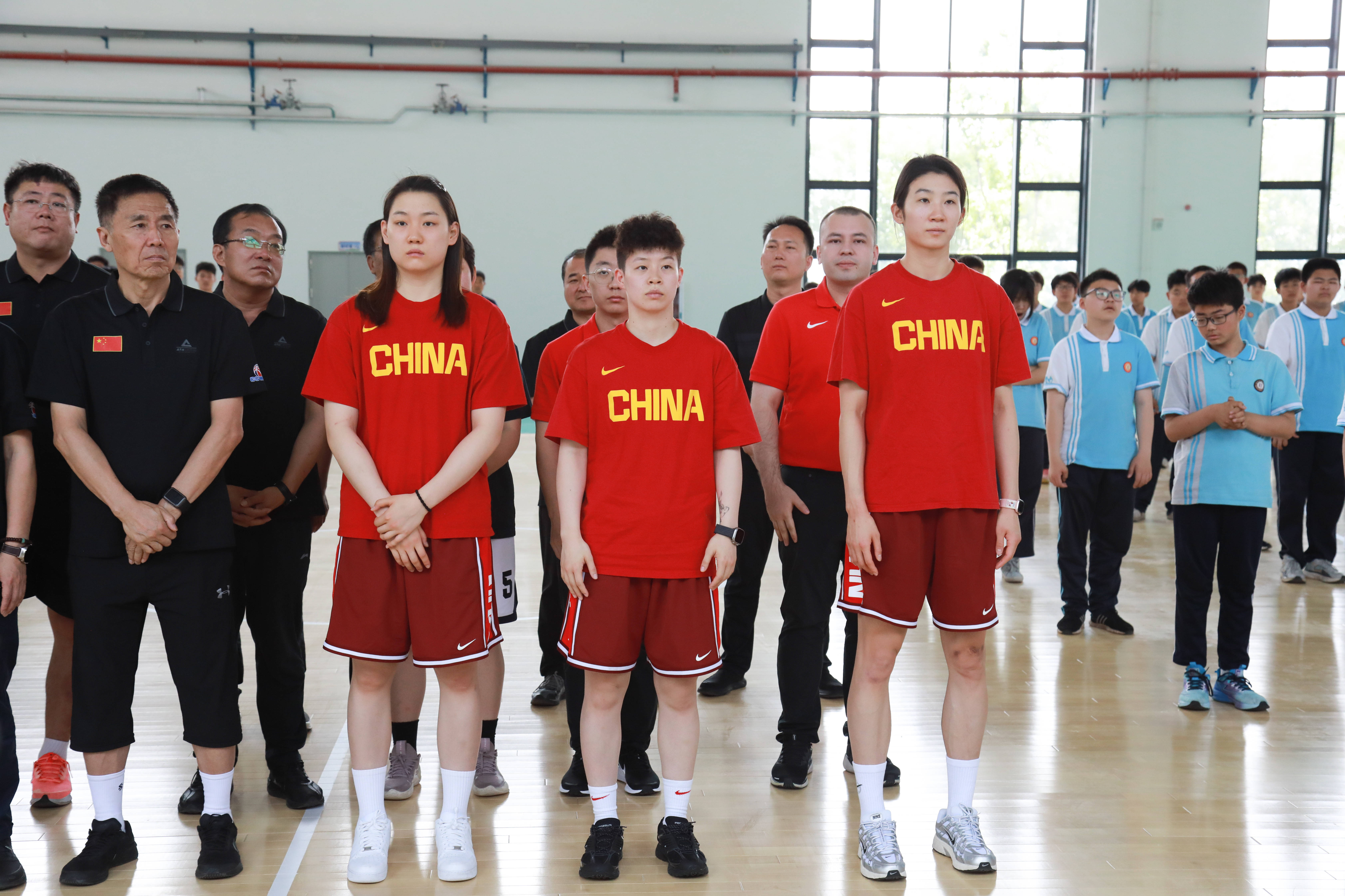 篮协热心公益，助力青少年篮球发展的简单介绍