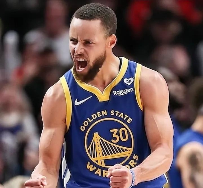 开云体育在线登录-战绩稳步上升，球队展现出色状态