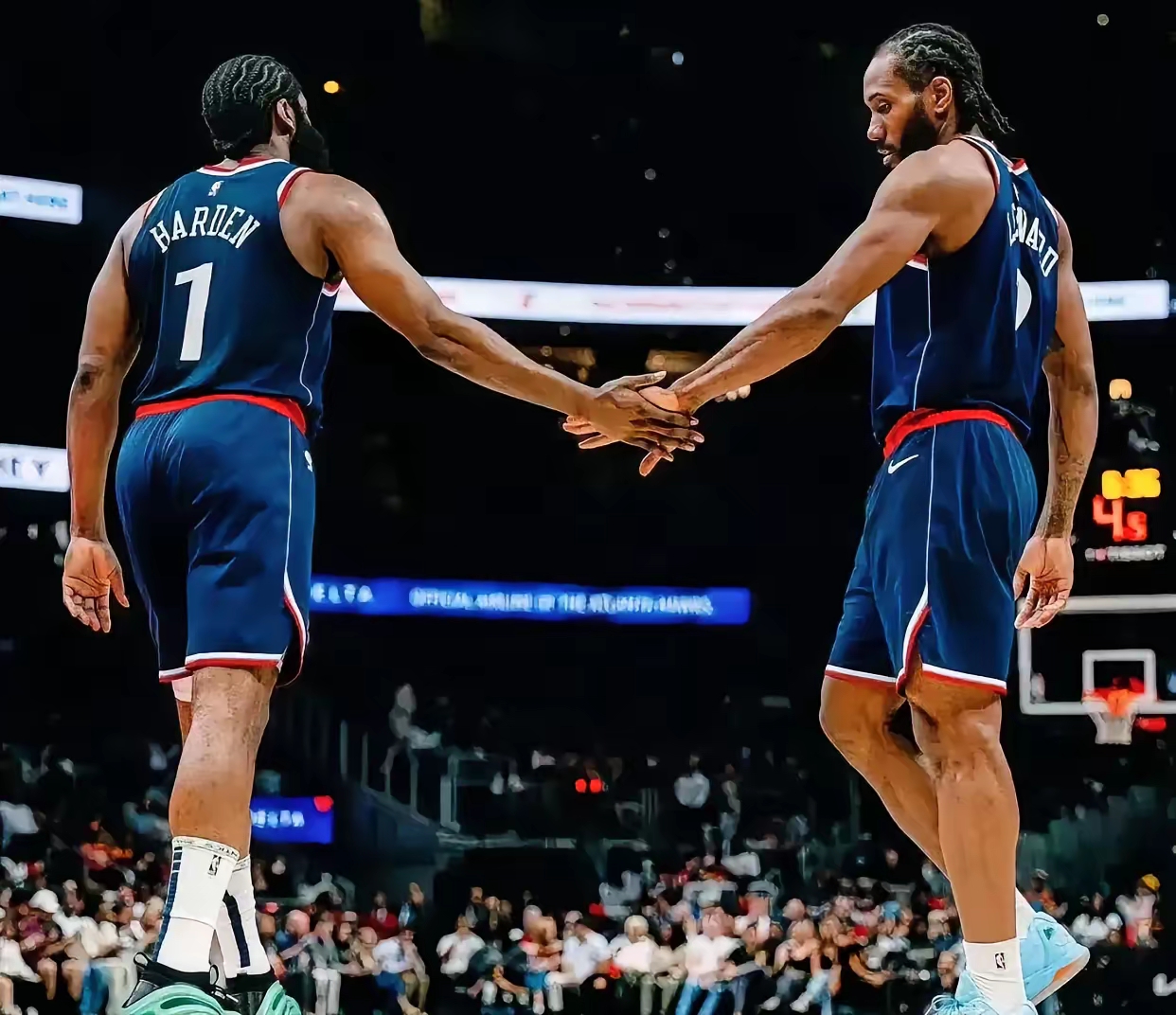 开云体育登录入口-包含火箭与湖人大战，哈登出场状态神勇带队取胜的词条